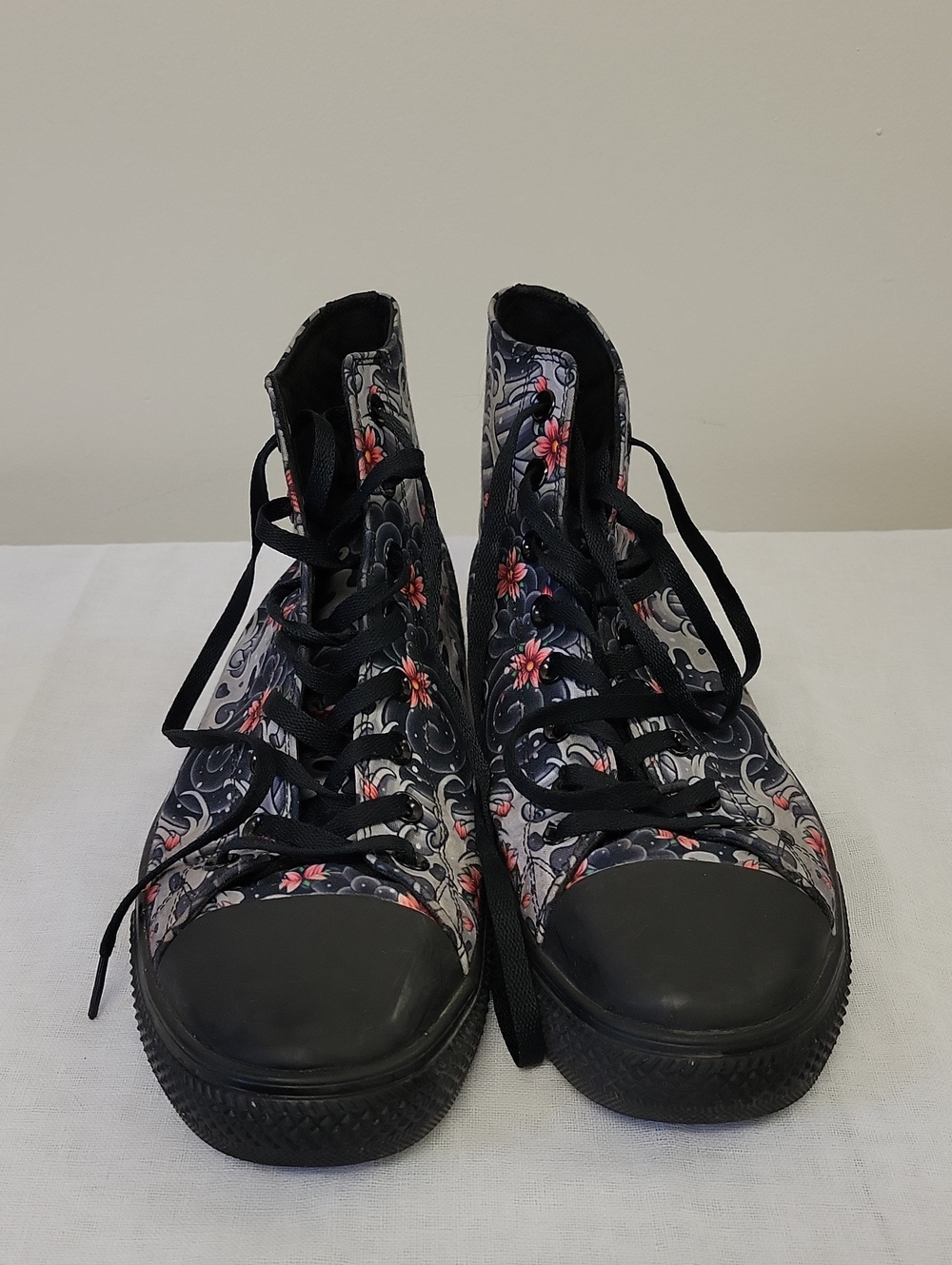Radd high top Canvas Sneakers - Black with Floral